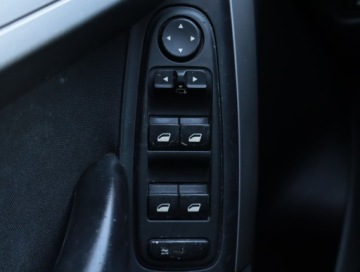 Citroen C4 Picasso I 1.6 HDi 109KM 2010 Citroen C4 Picasso 1.6 HDi, Klima, Klimatronic, zdjęcie 20