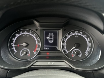 Skoda Octavia III Liftback Facelifting 2.0 TDI 150KM 2019 Skoda Octavia 2.0 TDI 150KM Ambition Salon PL FV23, zdjęcie 23