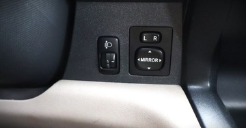 Daihatsu Sirion II 1.0 i 12V 69KM 2006 Daihatsu Sirion (Nr. ) 1.0 Klimatyzacja Elektryczne szyby Benzyna 69KM, zdjęcie 19