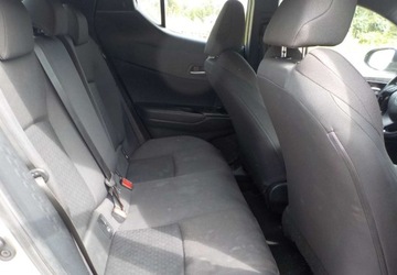 Toyota C-HR I Crossover Facelifting 1.8 Hybrid 122KM 2021 Toyota C-HR Okazja 1.8 Hybryda 122KM, zdjęcie 16