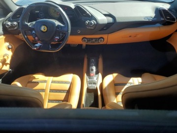 Ferrari 2018 Ferrari 488 Spider 2018 3.9l 3.9 Benzyna 661KM, zdjęcie 8