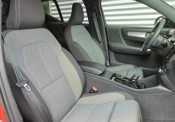 Volvo XC40 2023 Volvo XC 40 2.0 B3 MILD HYBRID Automat PlusDark SalonPL SerwisASO FV23 Gwa, zdjęcie 27