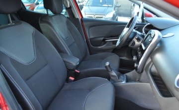 Renault Clio IV Grandtour  1.2 16V 74KM 2014 Renault Clio Benzyna Klimatyzacja Grzane fotele Tempomat 1.1 Benzyna 73KM, zdjęcie 15