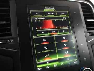 Renault Megane III 2015 Renault Megane Energy BOSE Edition navi grzane, zdjęcie 26