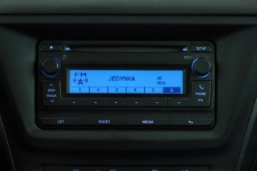 Toyota Avensis III Sedan Facelifting 2015 2.0 D-4D 143KM 2017 Toyota Avensis 2.0 D-4D, Salon Polska, VAT 23%, zdjęcie 9