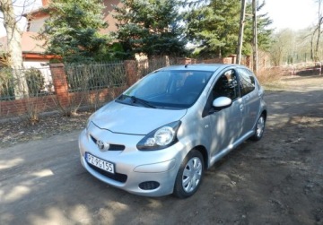 Toyota Aygo I Hatchback 3d 1.0 VVT-i 68KM 2009 Toyota Aygo mala tania niezawodna 5drzwi KLIMA Benzyna 68KM