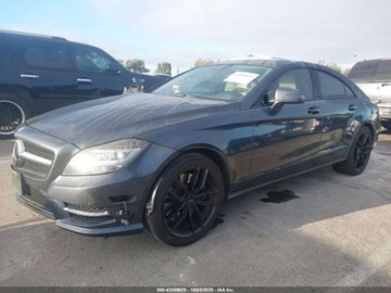 Mercedes CLS W218 2012 Mercedes-Benz CLS 550 2012 4.6l 4.6 Benzyna 402KM, zdjęcie 1
