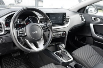 Kia Ceed III Kombi Facelifting 1.5 T-GDI 160KM 2023 Kia Cee'd WND7536C#1.5 T-GDI M DCT 2 stref klima, zdjęcie 5
