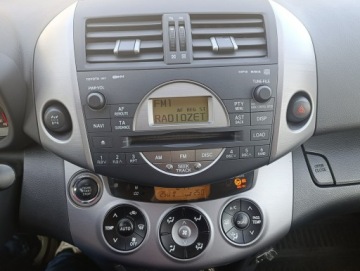 Toyota RAV4 III MPV 2.2 16V D-4D 177KM 2008 Toyota RAV-4 4X4, zdjęcie 11