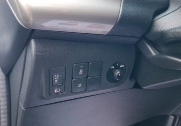 Citroen C-Elysee II Sedan Facelifting 1.2 PureTech 82KM 2018 Citroen C-Elysee C-Elysee 1.2 PureTech MoreLife 1.2 Benzyna 82KM, zdjęcie 14