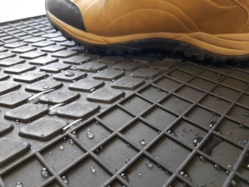 Коврики резиновые для: Citroen C4 Picasso 2006-2013 гг.