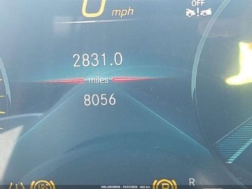 Mercedes GLB 2022 Mercedes-Benz GLB 2022 r., 2,0L 250 4MATIC 2.0 Benzyna 221KM, zdjęcie 7