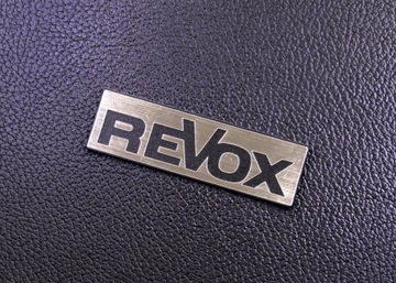 Logo Revox Zamiennik. 59 x 18 mm