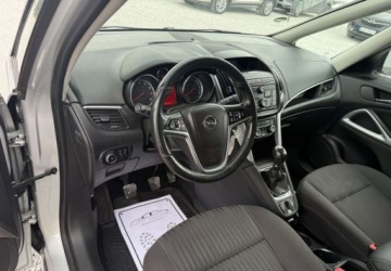 Opel Zafira C Tourer 1.4 Turbo ECOTEC 140KM 2012 Opel Zafira Opel Zafira Tourer 1.4 Turbo Business Innovation 1.4 Benzyna, zdjęcie 7