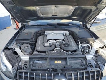 Mercedes GLC C253 2019 Mercedes-Benz GLC 2019, 4.0L, 4x4, 63 AMG, COUPE, od ubezpieczalni 4.0, zdjęcie 10