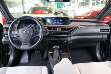 Lexus UX 2021 Lexus UX 250h GPF Business Edition AWD 2.0 Hybryda 152KM, zdjęcie 4