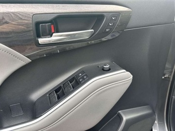 Toyota Highlander III 2.5 248KM 2020 Toyota Highlander 2.5 Executive Salon PL ASO FV23 2.5 Hybryda 248KM, zdjęcie 18