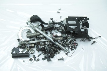 KAWASAKI NINJA 125 19-23 БОЛТЫ ВИНТЫ