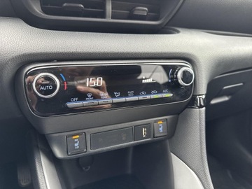 Toyota Yaris IV Hatchback 1.5 Hybrid Dynamic Force 116KM 2022 Toyota Yaris Hybrid 1.5 Comfort IV (2020-) Toyota, zdjęcie 16