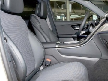 Mercedes GLC C254/X254 SUV 2.0 200d 163KM 2025 GLC 200 d 4-Matic Avantgarde 2.0 (163KM) 2025, zdjęcie 5