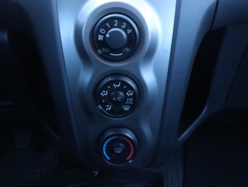 Toyota Yaris II Hatchback 5d 1.33 Dual VVT-i 101KM 2009 Toyota Yaris 1.33 Dual VVT-i, Salon Polska, zdjęcie 15