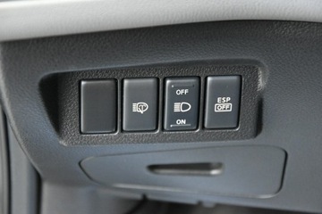 Nissan X-Trail II 2.0 dCi 150KM 2009 Nissan X-Trail 2.0dCi 150KM AUTOMAT 2008r. 4x4, zdjęcie 15