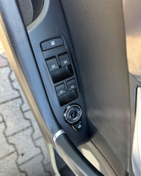 Hyundai i40 Kombi 2.0 GDI 177KM 2013 Hyundai i40 2,0 177KM Bi-xenon Park-Ass NAVI Climatronic Serwis Bezwypadko, zdjęcie 29