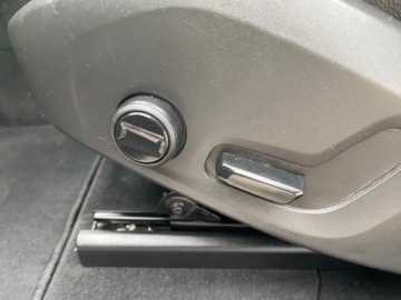 Volvo XC60 II Crossover D3 150KM 2018 Volvo XC 60 LEDY NAWIGACJA PARKTRONIC ASYSTEN PASA GRZANE FOTELE POLSKORY, zdjęcie 12