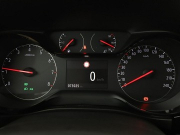 Opel Corsa F Hatchback 5d 1.2 Turbo 100KM 2022 Opel Corsa full led turbo kamera navi manual, zdjęcie 21
