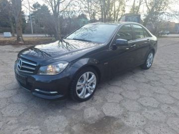 Mercedes Klasa C W205 2015 Mercedes C 200 Edition C ...Nowy kpl.rozrząd,olej