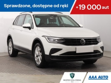 Volkswagen Tiguan II SUV Facelifting 2.0 TSI 190KM 2022 VW Tiguan 2.0 TSI, Salon Polska, 1. Właściciel