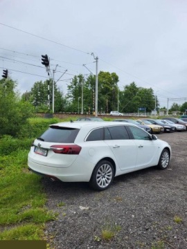 Opel Insignia I Sports Tourer 2.0 CDTI BiTurbo ECOTEC 195KM 2013 Opel Insignia 2.0 CDTI 4x4 Automatik Sport 194KM 2013r, zdjęcie 1