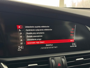 Alfa Romeo Giulia II Sedan Facelifting 2.0 Turbo 280KM 2020 Alfa Romeo Giulia Q4 Veloce / Kamera cofania / And, zdjęcie 27