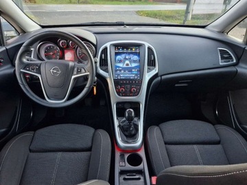 Opel Astra J Sports Tourer 1.4 Turbo ECOTEC 140KM 2011 Opel Astra Sliczna 1.4 b Ful Opcja Bezwypadkowa Zarejestrowana Gwarancja d, zdjęcie 27