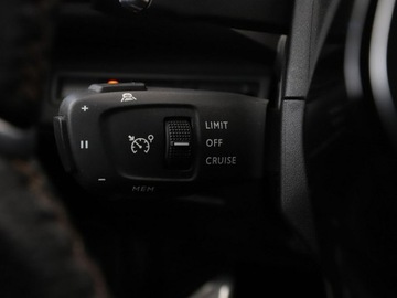 Peugeot 3008 II Crossover Facelifting  1.2 PureTech 130KM 2021 Peugeot 3008 automat full LED skóra el. fotele z, zdjęcie 34