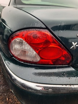 JAGUAR X-TYPE SEDAN SVĚTLO LEVÝ ZADNÍ