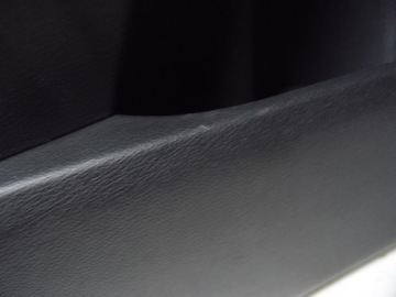 ОБИВКА ДВЕРИ ЛЕВАЯ ПЕРЕДНЯЯ KONA LIFT