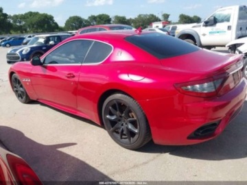 Maserati GranTurismo 2018 Maserati GranTurismo MCSPORT 2018, od ubezpieczalni 4.7 Benzyna 454KM, zdjęcie 3