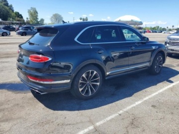 Bentley Bentayga 2021 Bentley Bentayga 2021 Bentley Bentayga Hybrid AWD , od ubezpieczalni 3.0, zdjęcie 4
