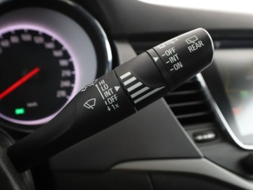 Opel Astra K Hatchback 5d 1.6 CDTI 95KM 2017 Opel Astra navi klimatyzacja multifunkcja czujniki, zdjęcie 29