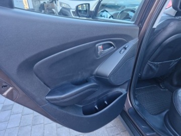 Hyundai ix35 SUV Facelifting 1.6 GDI 135KM 2015 Hyundai ix35 Piekny 1.6 b z Niemiec ful opcja 100 bezwypadkowy zarejestrow, zdjęcie 19