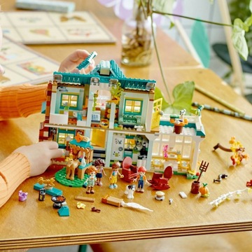 LEGO Friends 41730 Осенний домик 853 шт. Подарок