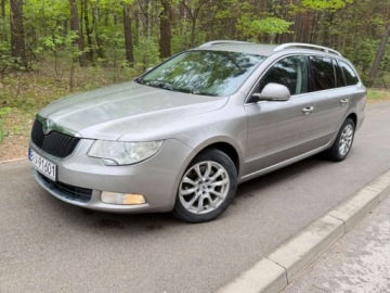 Skoda Superb II Kombi 2.0 TDI CR DPF 140KM 2010 Skoda Superb 2.0TDI 140KM DSG Sprawdz 2.0 Diesel 140KM, zdjęcie 9