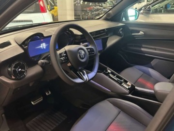 Alfa Romeo Junior SUV 1.2 Hybrid 145KM 2026 ALFA ROMEO Junior Ibrida Ti Suv 1.2 (145KM) 2026, zdjęcie 7