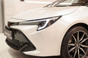 Toyota Corolla XII TS Kombi Facelifting 2.0 Hybrid Dynamic Force 196KM 2024 Toyota Corolla 2.0 Hybrid GR Sport Dynamic 2.0 Hybryda 196KM, zdjęcie 33