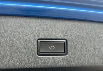 Volkswagen T-Roc I SUV 1.0 TSI 115KM 2020 Volkswagen T-Roc Kamera Elektryczna klapa Zmieniarka Klimatronik Benzyna, zdjęcie 21