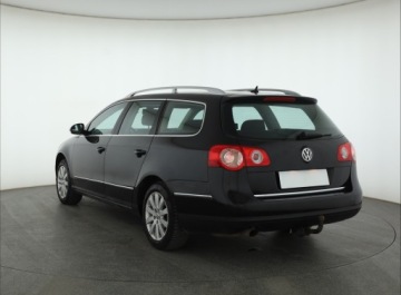 Volkswagen Passat B6 Variant 1.6 FSI 116KM 2005 VW Passat 1.6 FSI, 1. Właściciel, HAK, Klima,ALU, zdjęcie 3