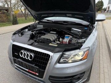 Audi Q5 I SUV 3.2 FSI 270KM 2010 Audi Q5 3.2 FSI S-TRONIC QUATTRO AUTOMAT SKORY XENONY GRZANE FOTELE PANORA, zdjęcie 22