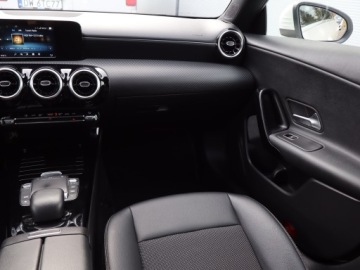 Mercedes CLA C118/X118 2020 Mercedes CLA 180 d, Salon Polska, Serwis ASO, zdjęcie 7