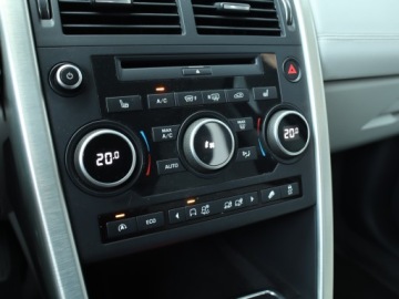 Land Rover Discovery Sport SUV 2.0 Si4 240KM 2015 Land Rover Discovery Sport Si4, Salon Polska, zdjęcie 12